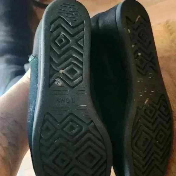 Tom's black zip up wedge ankle boots size 4 - Picture 3 of 7